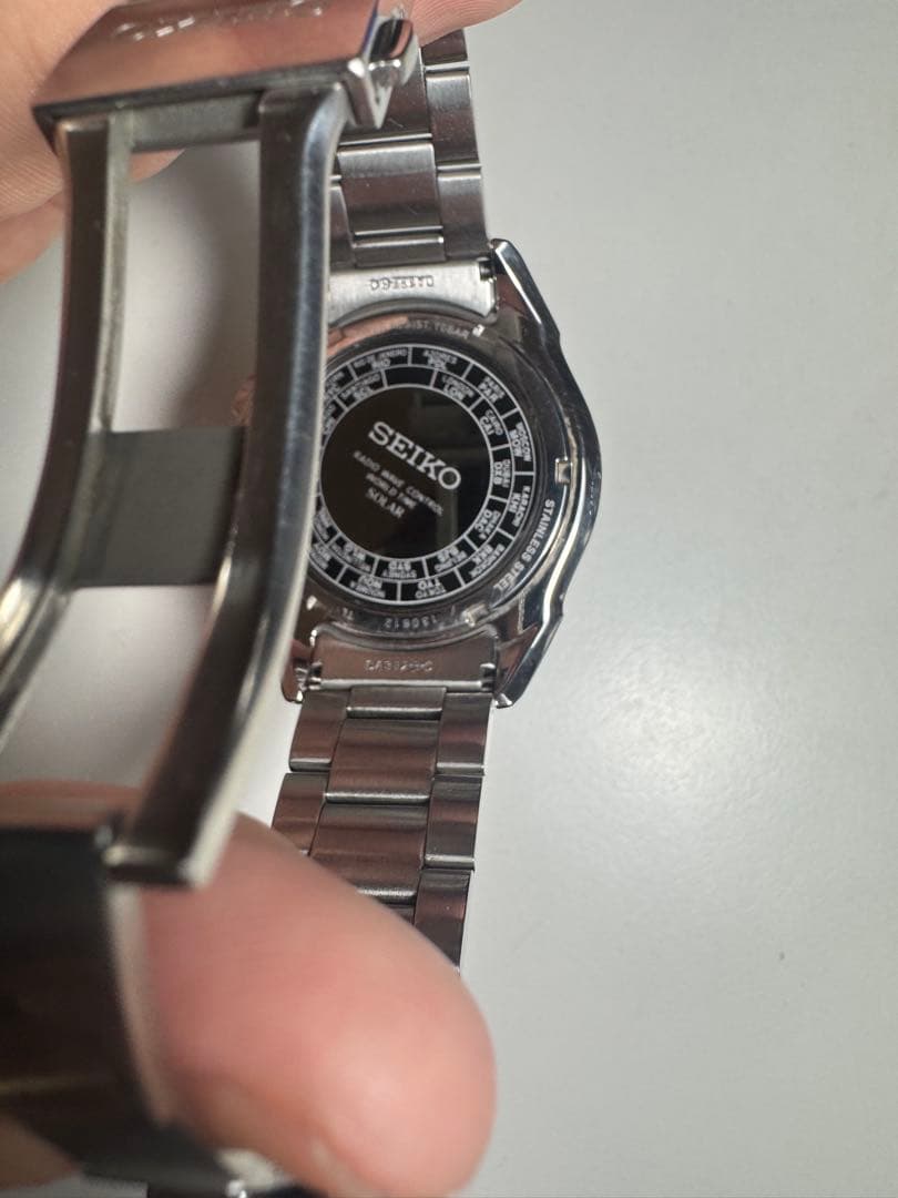 SEIKO 腕時計 ブラック ソーラー