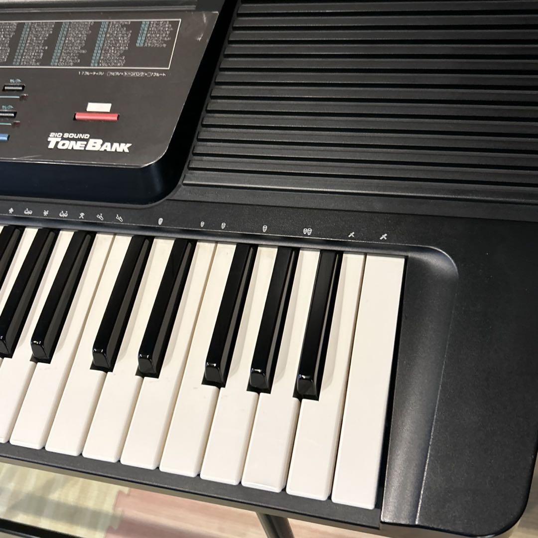 CASIO カシオ　CT-625 ピアノ　電子キーボード　スタンド付き