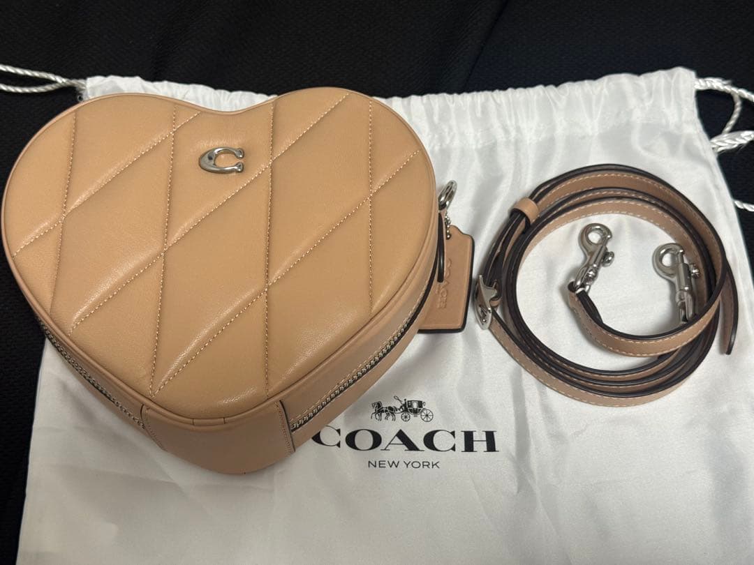 coach ハートショルダーバッグ ピンク