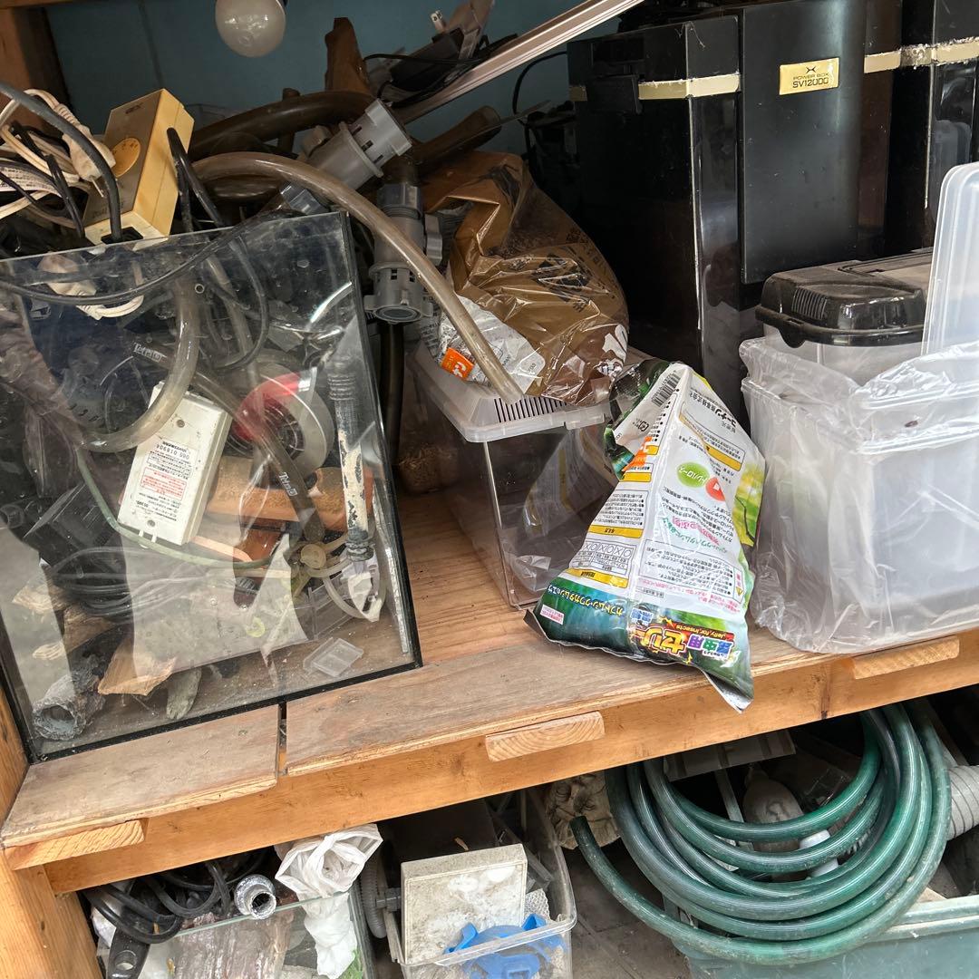 木製水槽台と1800水槽　値下げしました。