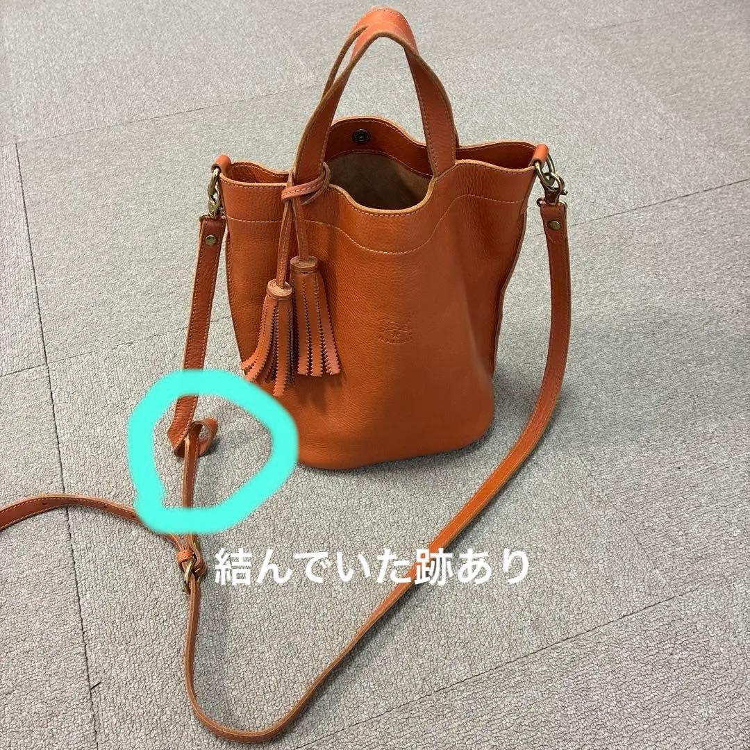 イルビゾンテ ショルダーバッグ　レザー