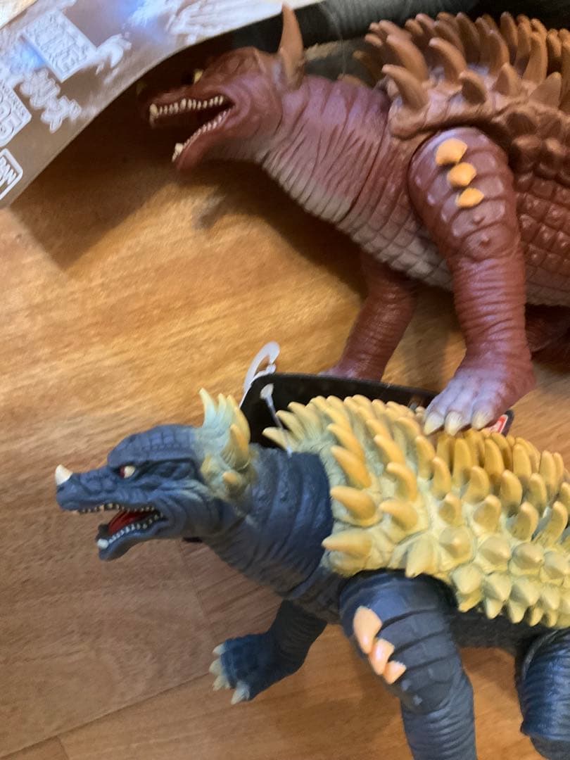 アンギラス　4タイプ　タグ付き　ゴジラ　バンダイ