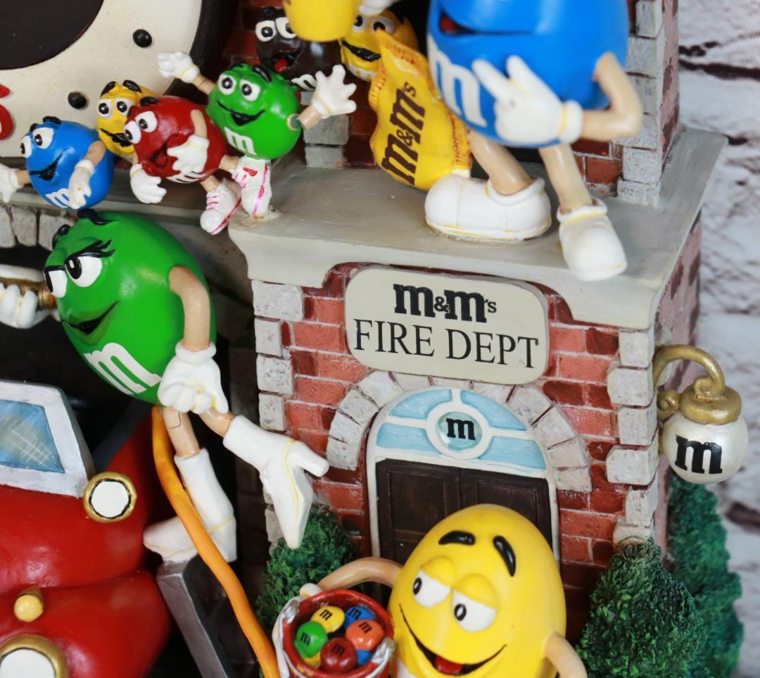 M&Ms ダンベリーミント　消防署　コレクターズウォールクロック　２００５年製
