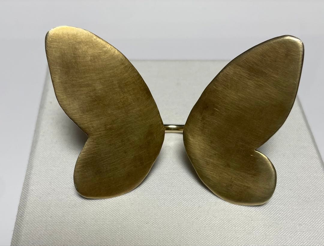 8uede バタフライリング　⭐︎