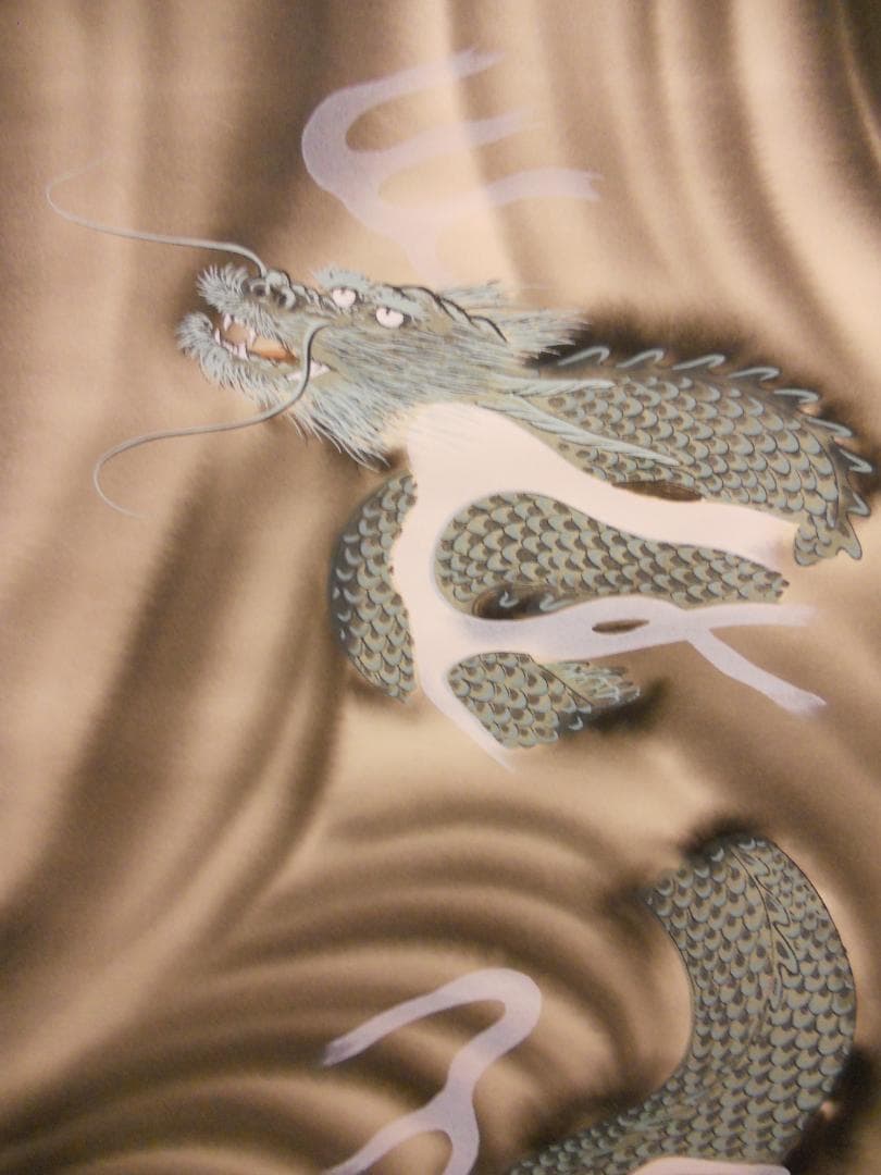 掛け軸 村上雅堂 昇龍 絹本 希少 軸装 茶道具 掛軸 美品 です。