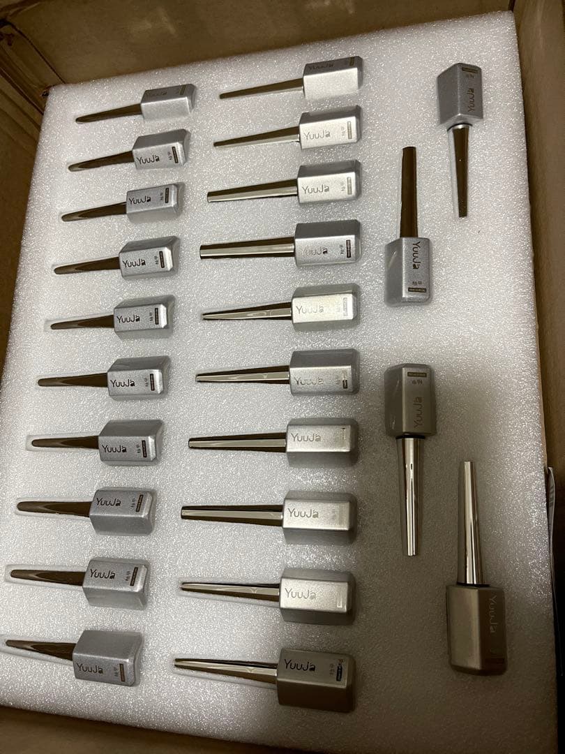 YuuJa ラメネイルカラー24色