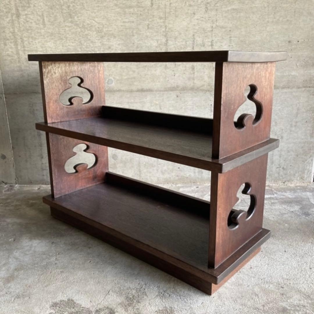 古い飾り棚 置物台 ラック シェルフ 展示 陳列 透かし 木製 家具 レトロ