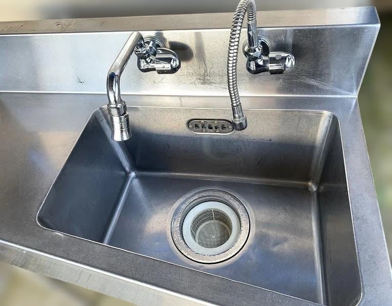 マルゼン 業務用ステンレス製1槽式シンク 台形 バックガード・水栓・水切り付