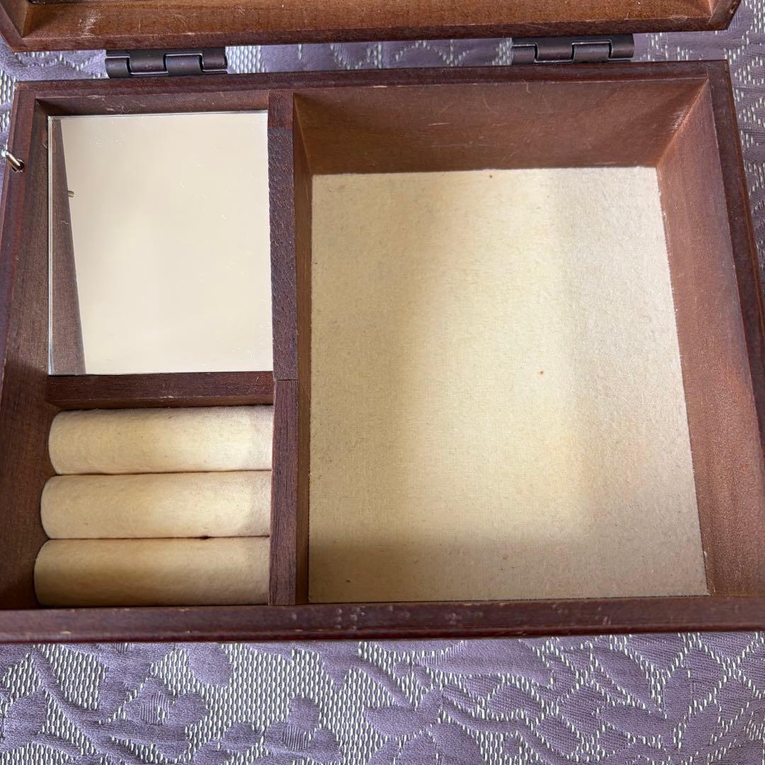 不思議の国のアリス 　オルゴール　ジュエリーボックス　ステンドグラス