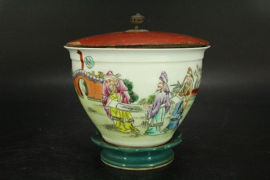 中国美術 粉彩色絵 宮廷人物紋 遊台 漆蓋碗 居仁堂製 希少(LC257)