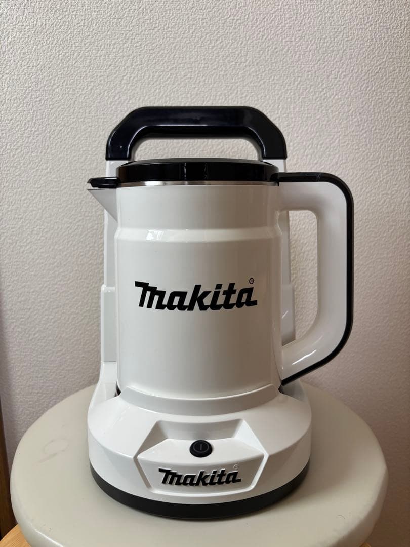 マキタ　充電式ケトル 36V KT360D 写真多数！
