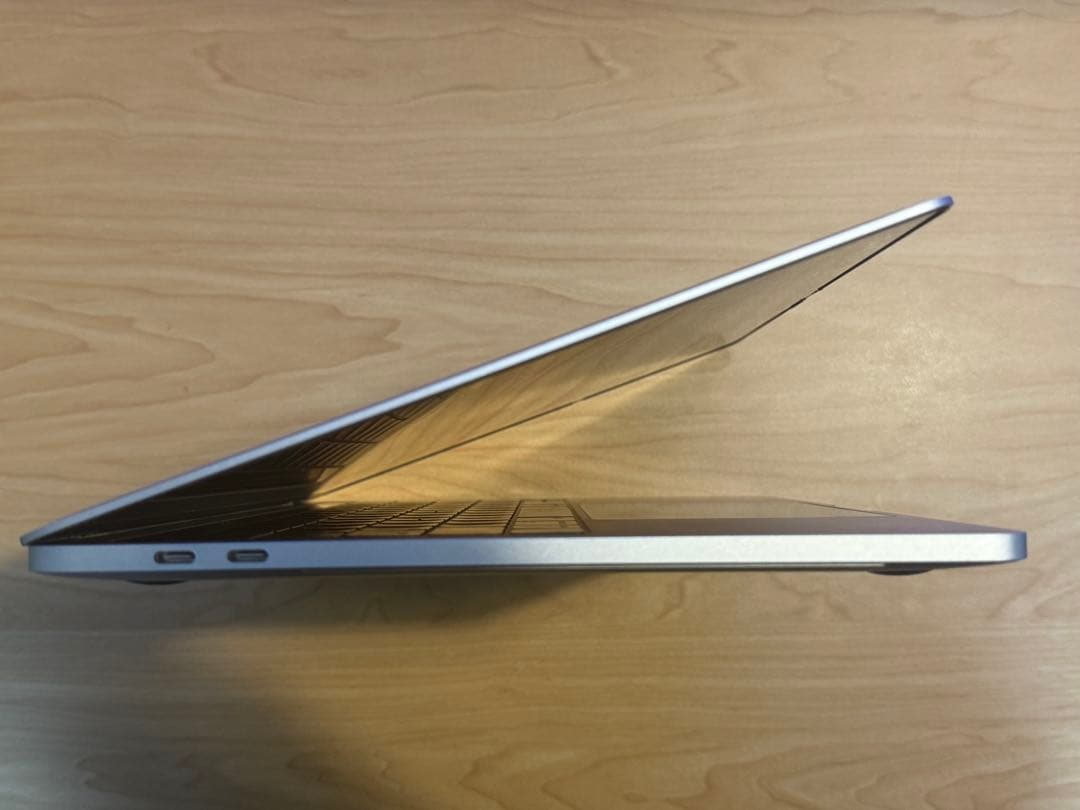 即日発送/美品/MacBookPro/13インチ2018 4コアi5 16GB