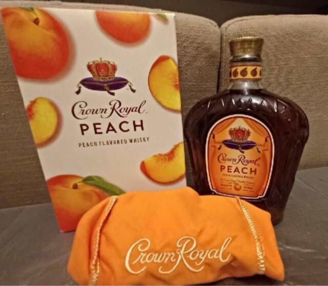 Crown  クラウンローヤル　ウィスキー アップル味　1.75L