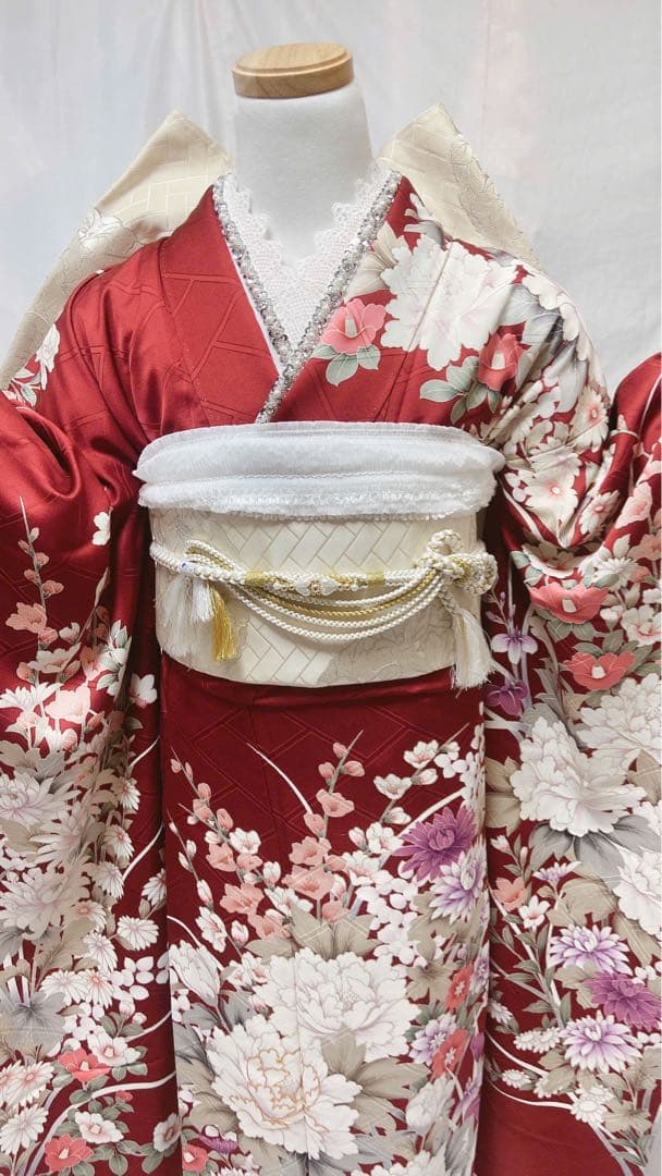 赤い花柄の振袖 振袖 成人式　振袖7点セット　振袖フルセット