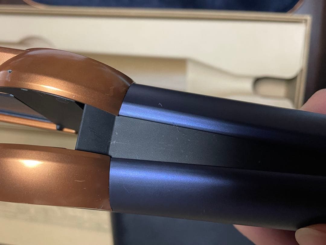 Dyson Airstrait ストレイトナー HT01 ドライヤー　アイロン