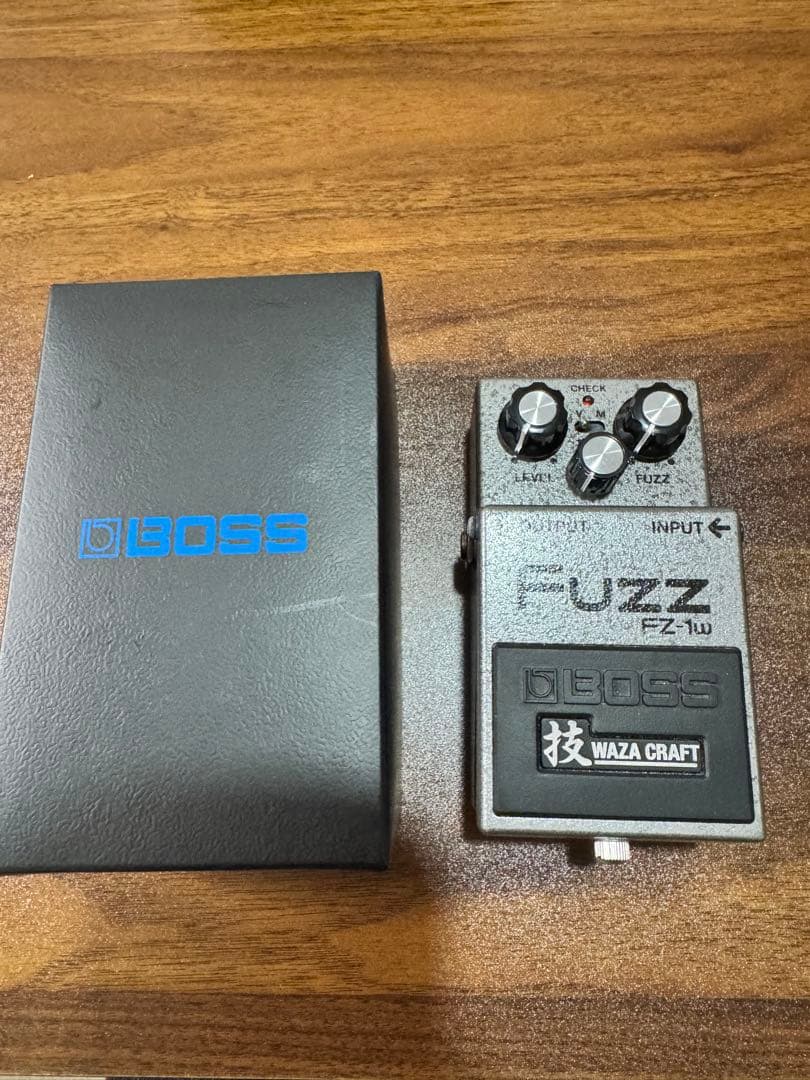 ギター BOSS FZ-1w