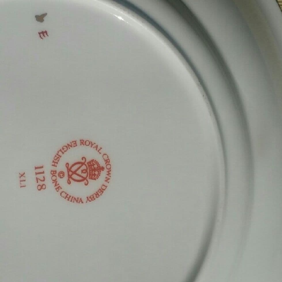 ロイヤルクラウンダービー　ケーキプレート　1128