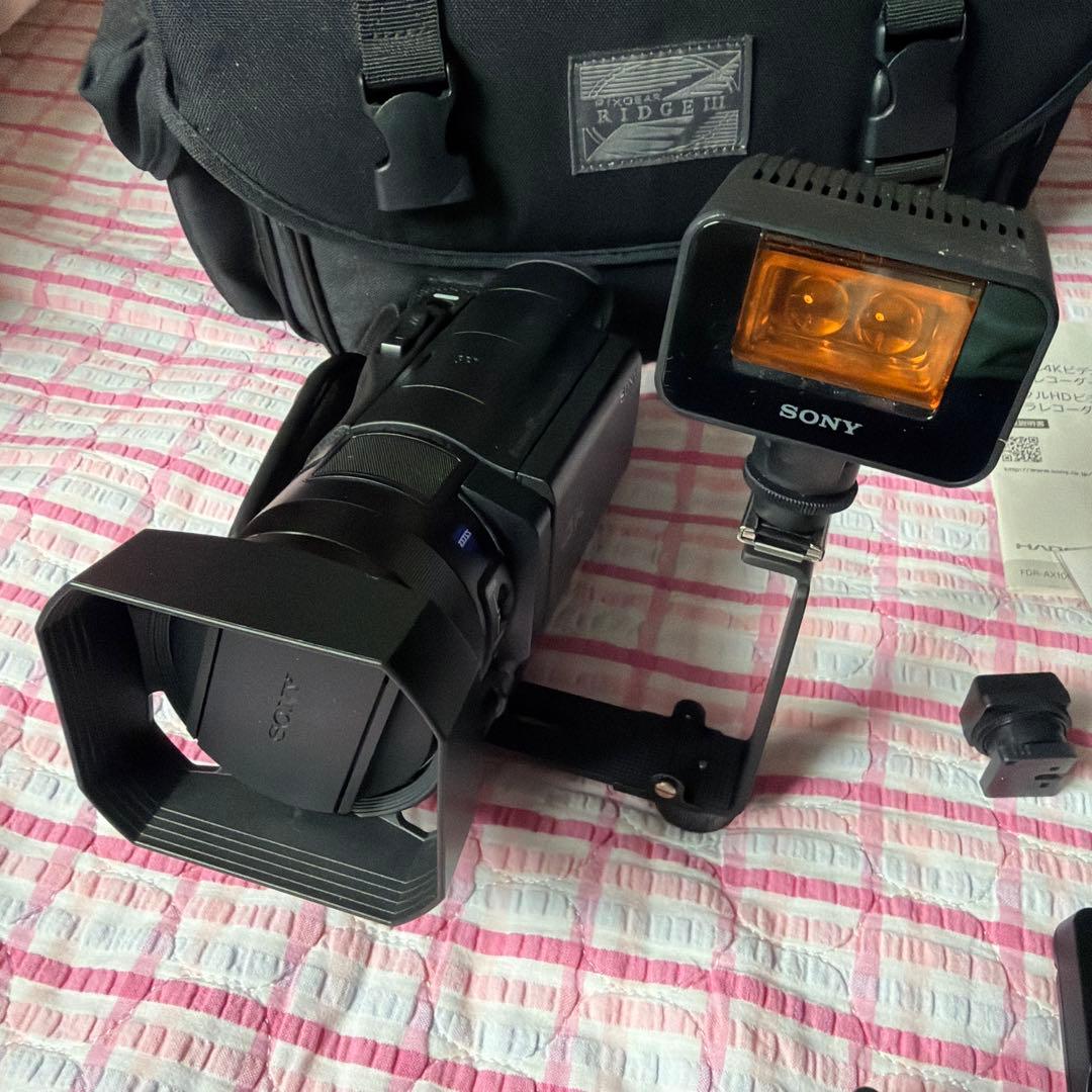 Sony 4K ビデオカメラ FDR-AX100