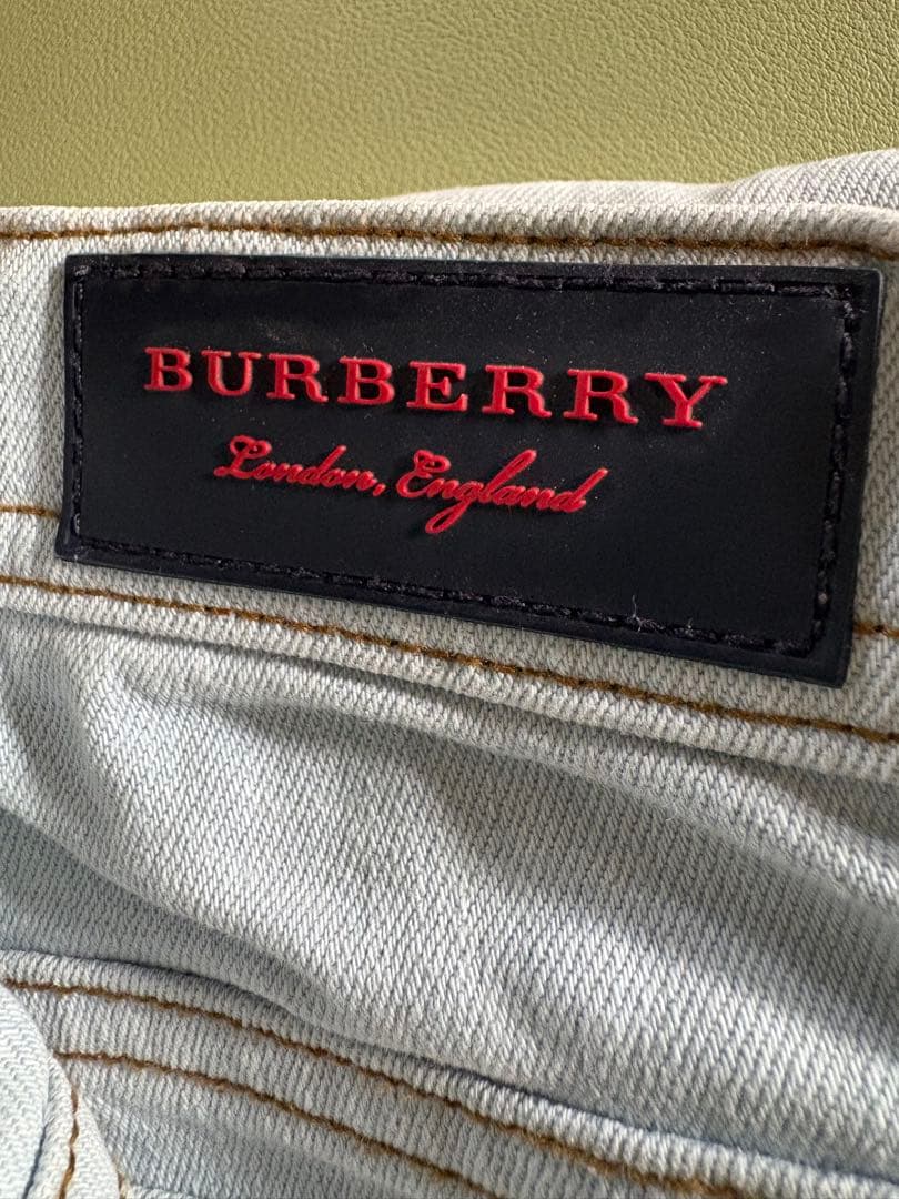 【ちはやふる】バーバリージーンズとGUCCI帽子