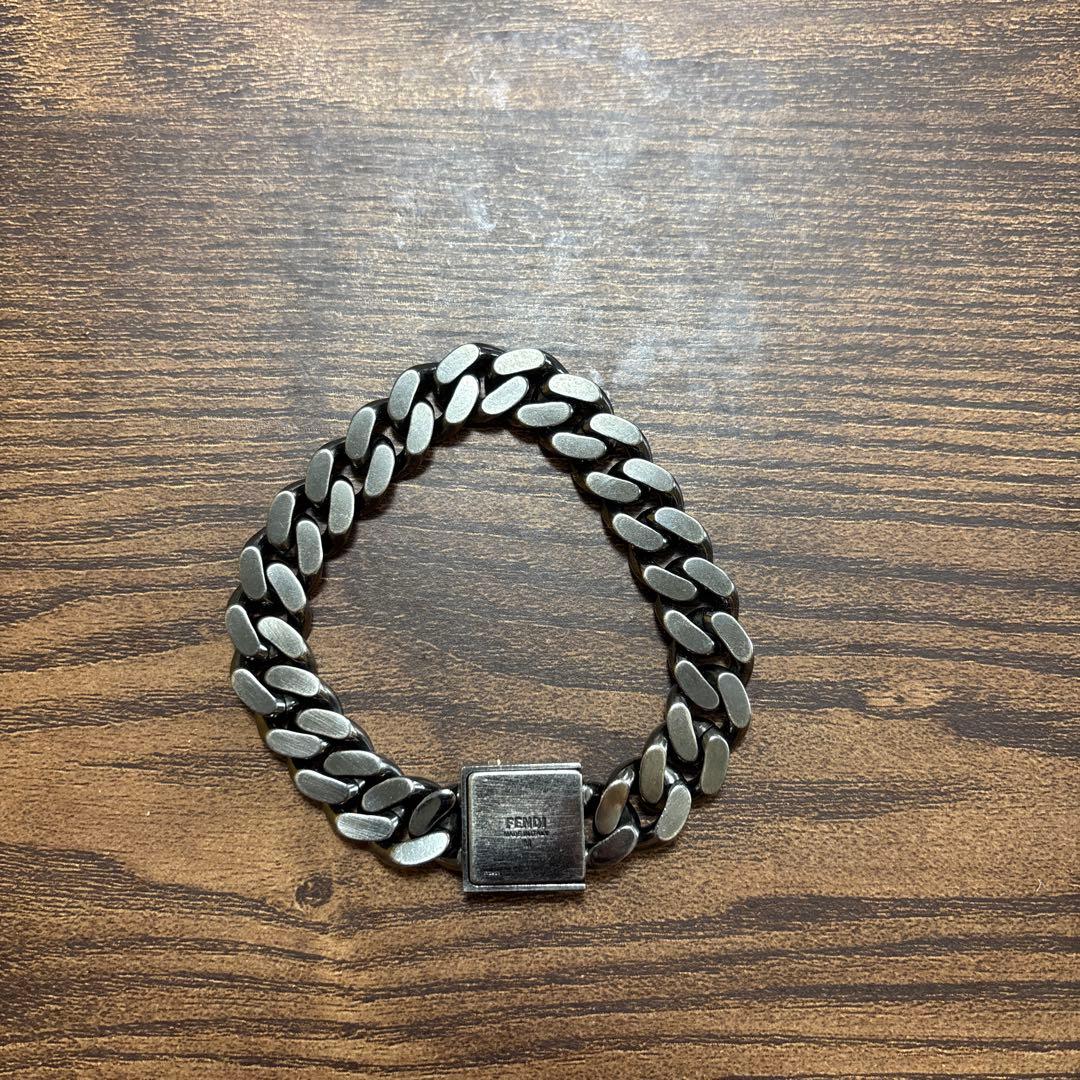 FENDI シルバー チェーンブレスレット