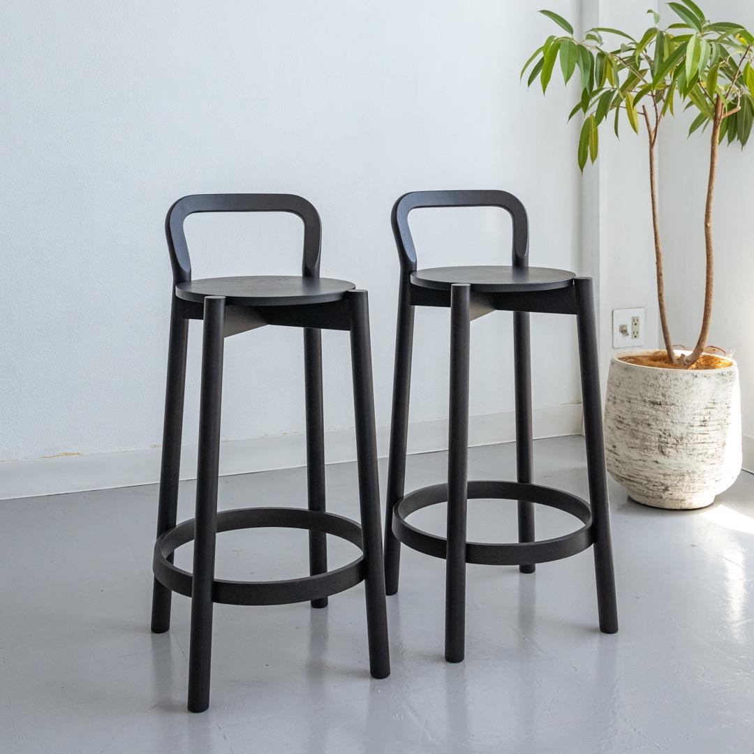 カリモクニュースタンダード　キャストール　ロータイプスツール　定価¥75,900