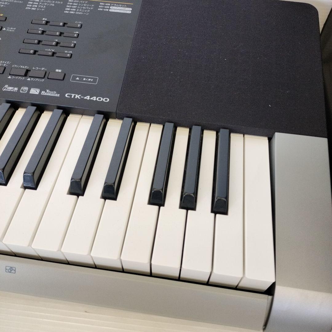【お値下げ】CASIO　キーボード61ピアノ形状鍵盤　CTK-4400