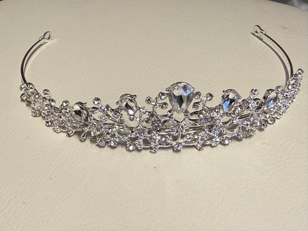 BRIDE ME ティアラ、イヤリング、ネックレスセット