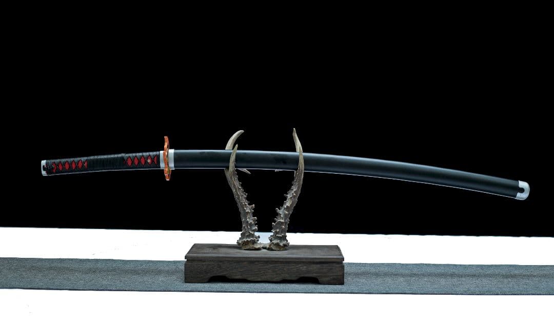 鬼滅の刃-炭治郎 武具　刀装具　日本刀　模造刀　居合刀 日輪刀 赫刀