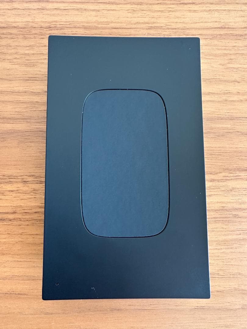 【あんだんご】バルミューダフォン（本体＋純正ケース＋純正ワイヤレス充電器）