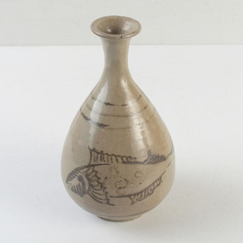 中国美術　磁州窯　鉄絵　魚藻文瓶　V　9366