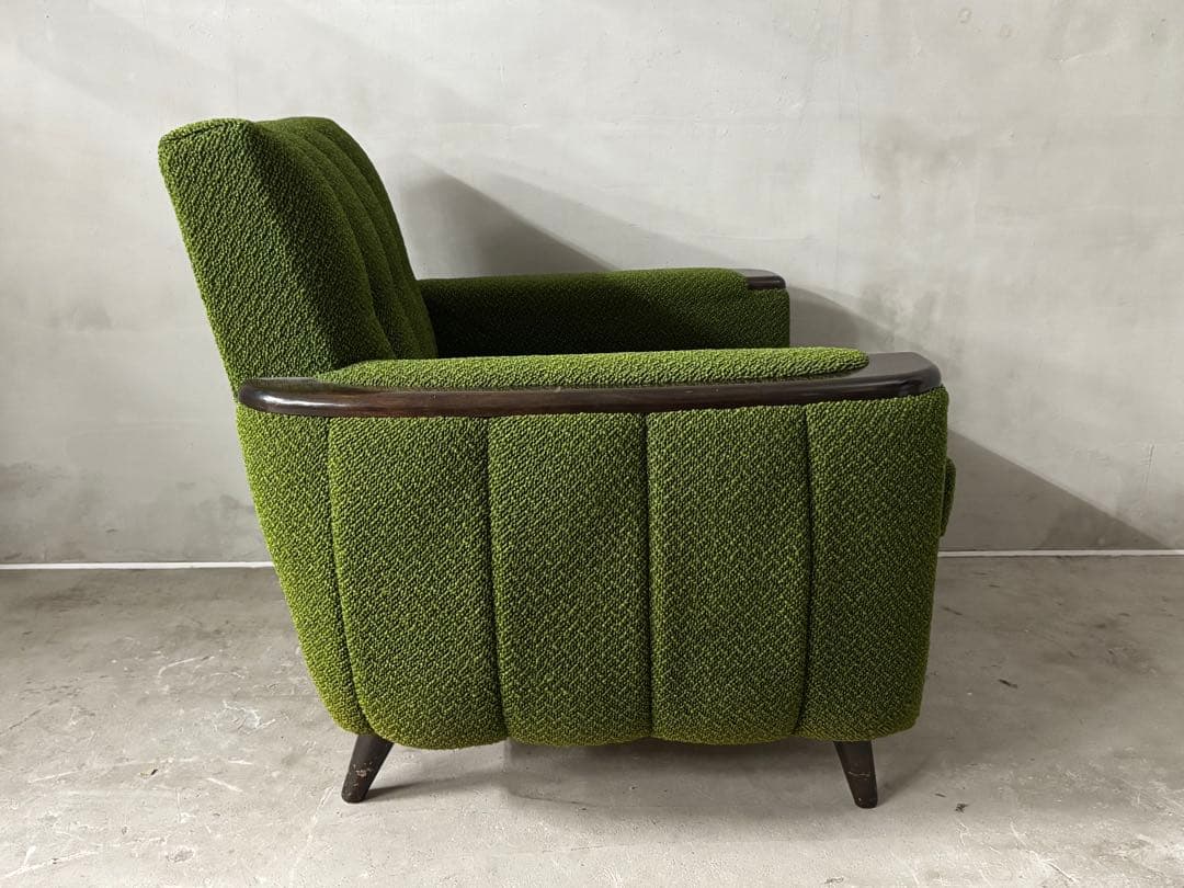 ヴィンテージ　アームチェア　1人掛けソファ　ラウンジチェア　ミッドセンチュリー