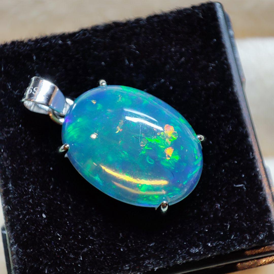 天然石エチオピアオパール　ペンダントトップ　ハンドメイド　Silver 925㉔
