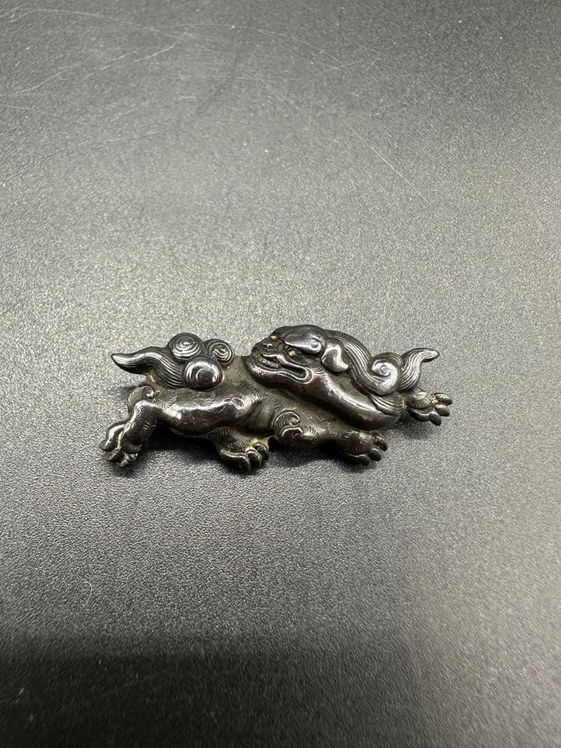 獅子　銀　金具　煙草入れ金具　骨董古美術