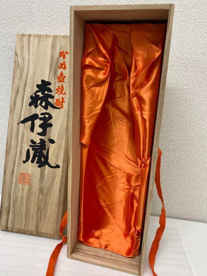 【ヒメハル 】3-2413 かめ壺焼酎　森伊蔵　1,800ml 共箱付き