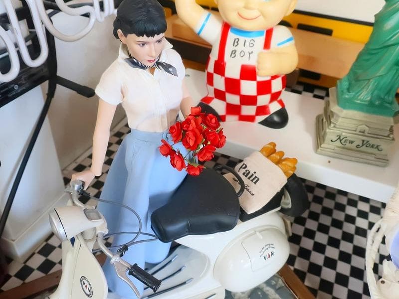 爆レア★絶版★1/6 ローマの休日 オードリーヘップバーン ベスパ 石畳土台付