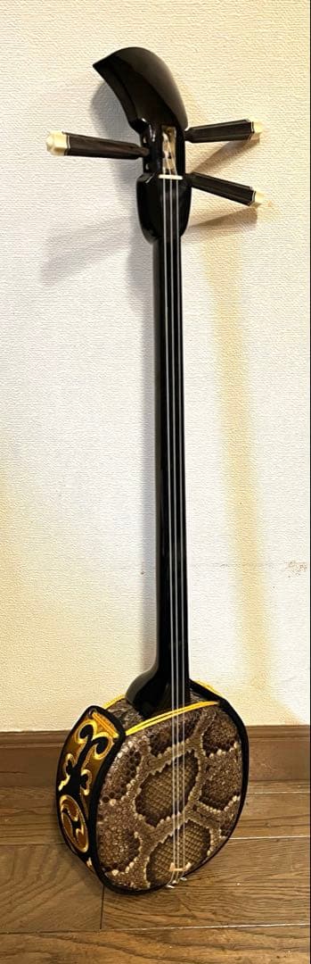 沖縄　三線　人工蛇皮