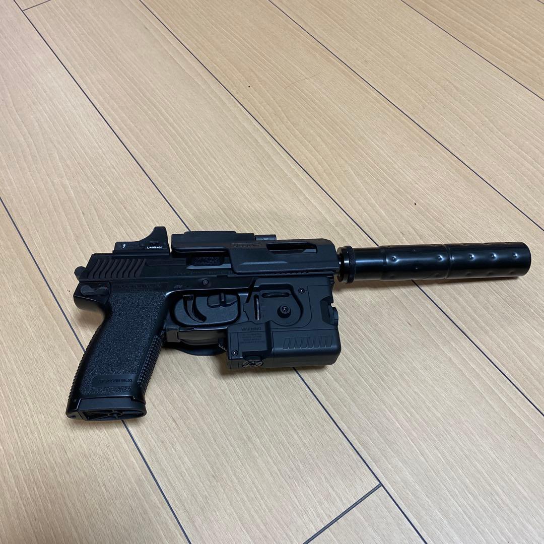 東京マルイ　SOCOM Mk23 コンプリートカスタム　ガングニール&サイト