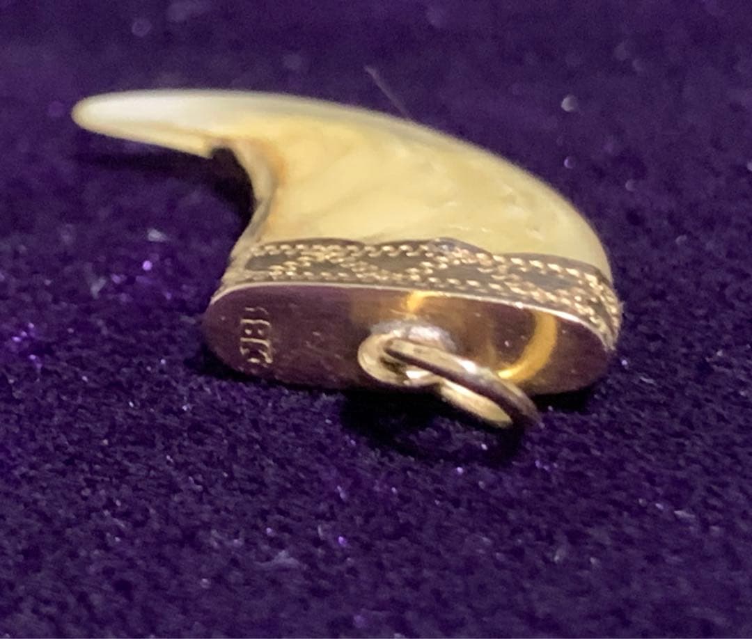 アンティーク ビクトリア朝 18K ゴールド タイガークロー ペンダント