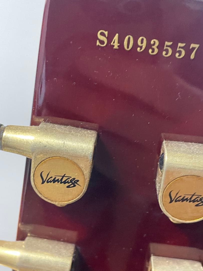 Vantage 635TG セミアコ