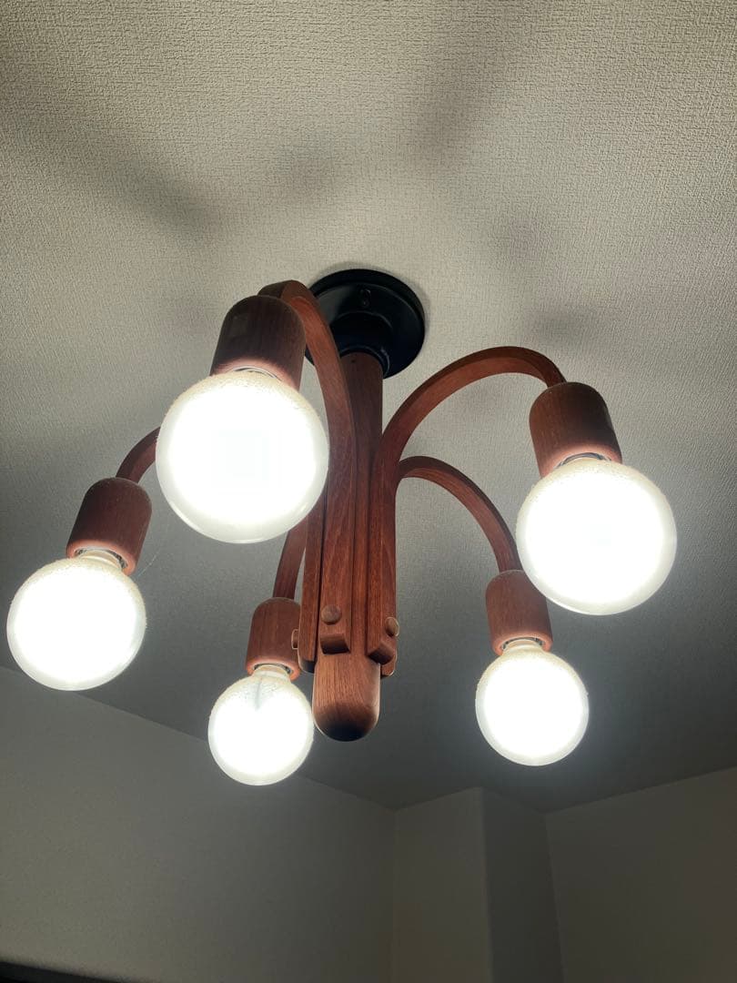 ゴ*ド様 DOMUS 木製シャンデリア C1878 ドイツ製 チーク材 ヨーロッ