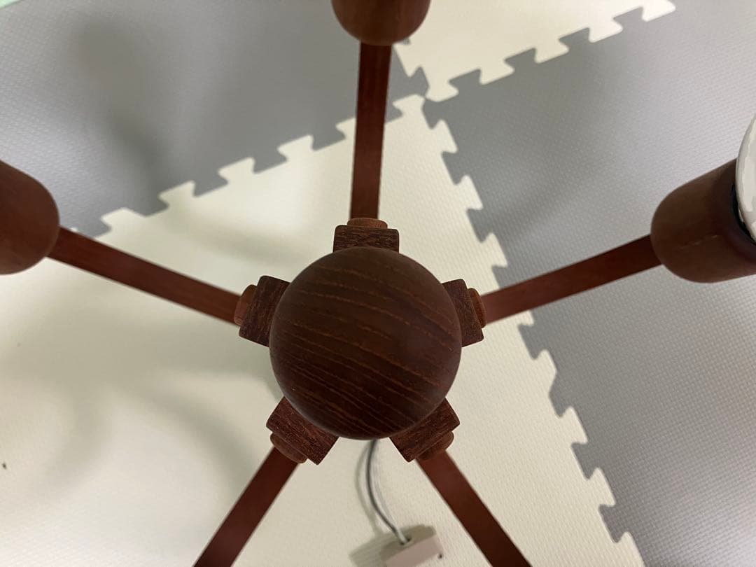 ゴ*ド様 DOMUS 木製シャンデリア C1878 ドイツ製 チーク材 ヨーロッ