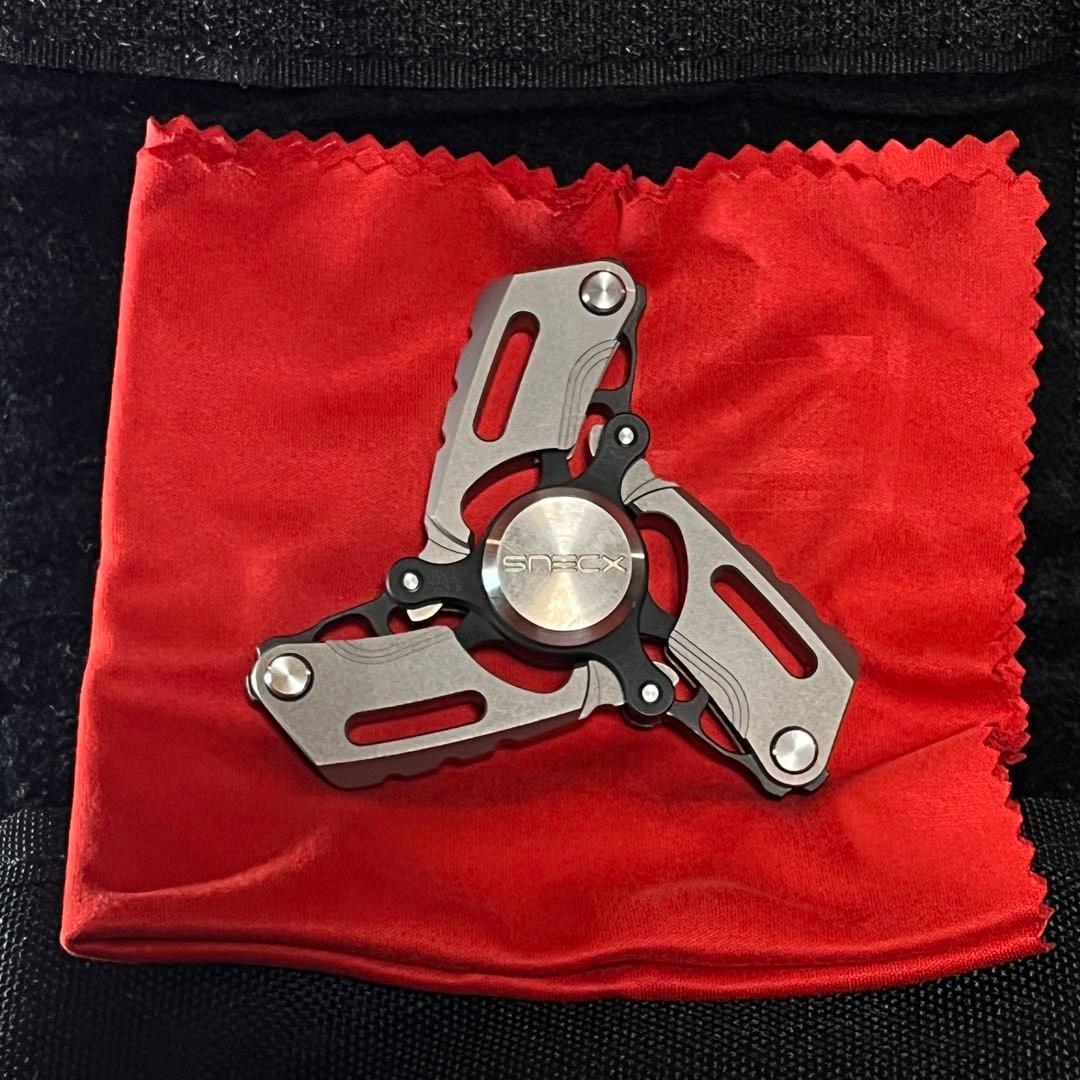 Custom Knife Factory Pepyakka S ハンドスピナー