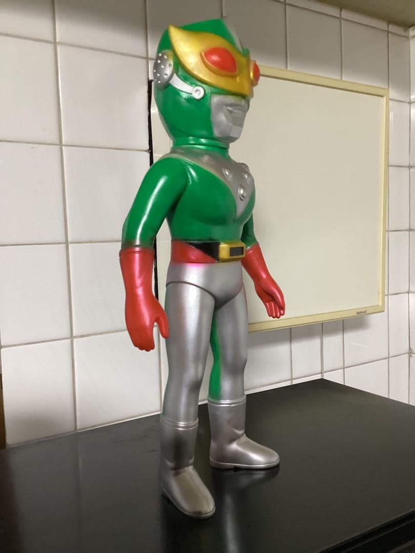 サンダーマスク　無版権品　ポピー風彩色スプレー　現状渡し　面取れ　マジュー