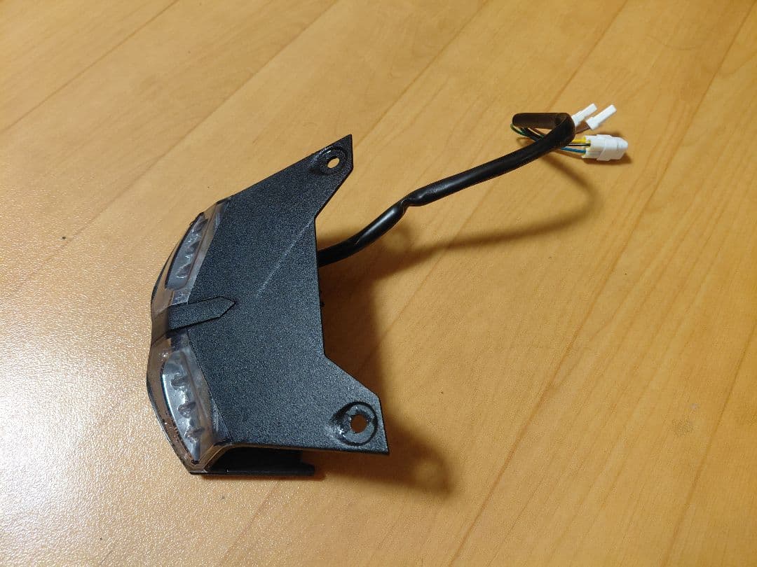 T*s様 TST GSX8R 8S用ブレーキランプ