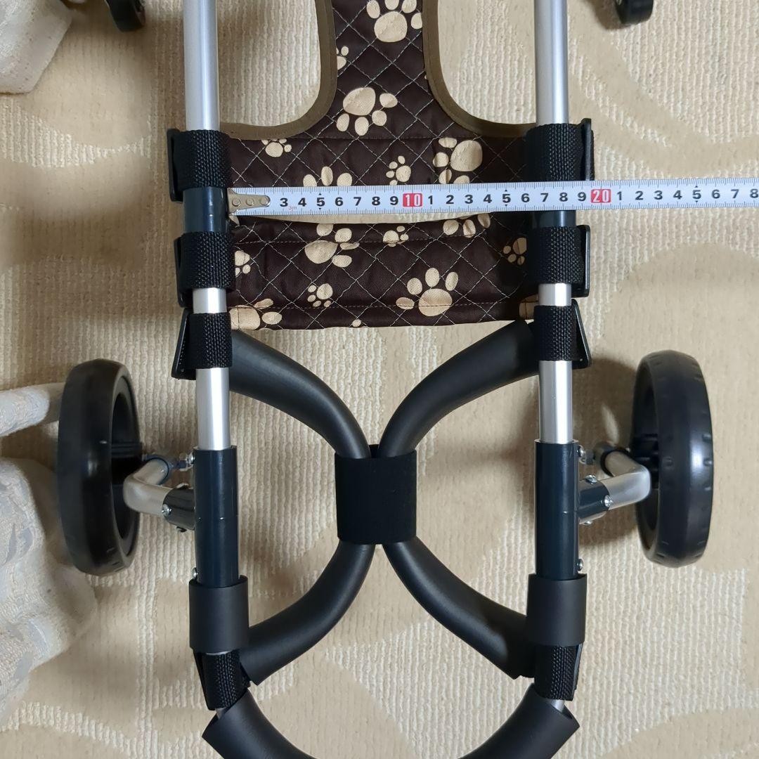 犬用4輪　リハビリ　食事補助　犬用車椅子　体制維持　犬の歩行器