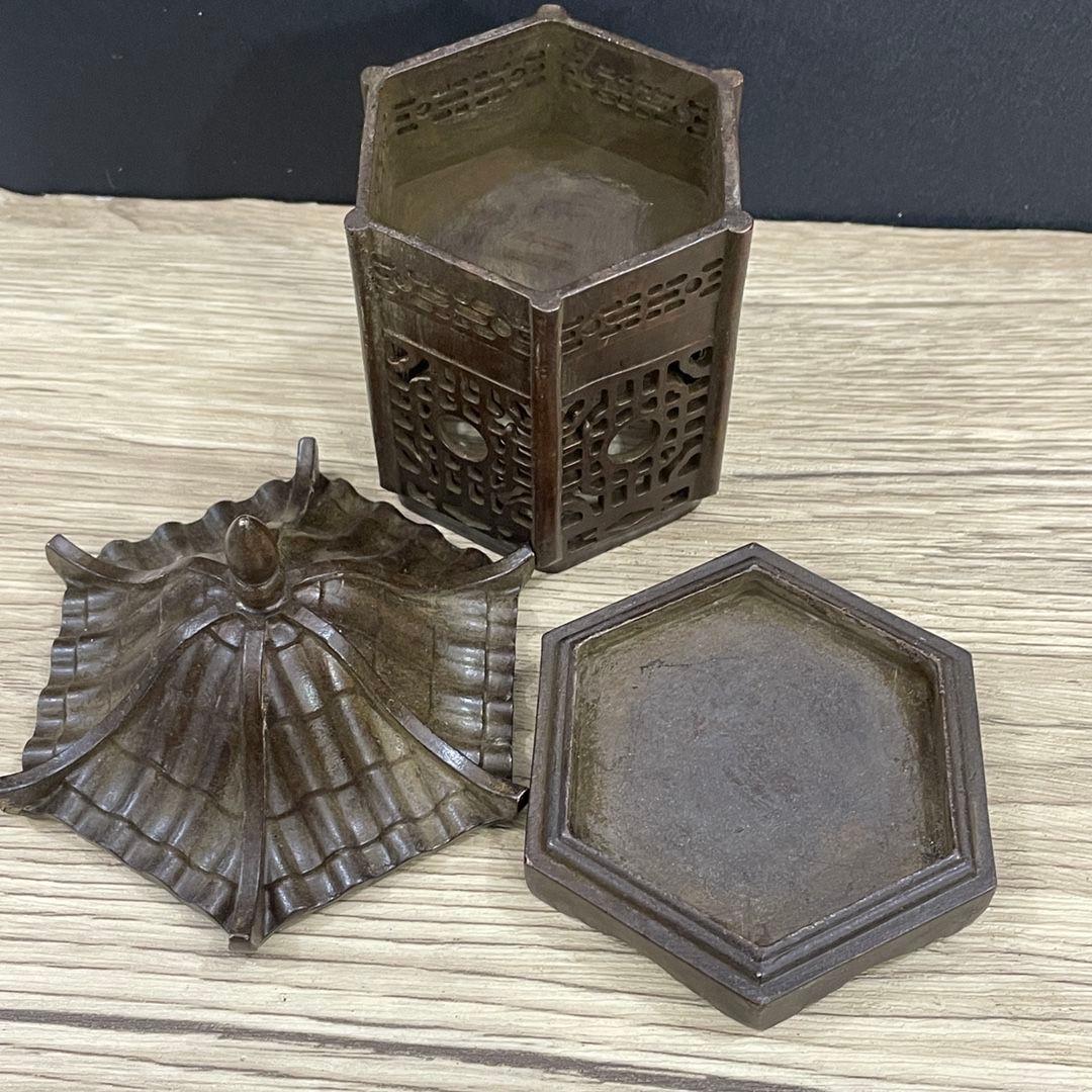 銅細工 六角亭式薫香炉 置物 茶卓 香炉 香道具 装飾品 工芸品 美術品