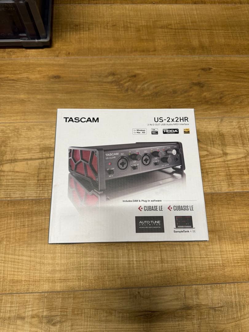 TASCAM US-2x2HR USBオーディオインターフェイス