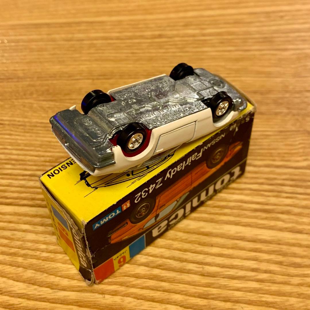 トミカ NISSAN Fairlady Z432 ちょっと待ってね ♪