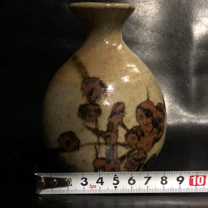 遺品整理◼️蔵から出て来た、超可愛い縁起の良い梅の木の徳利、作家物、茶道具？