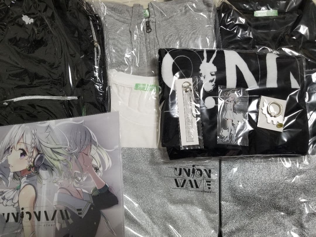 【UNiON WAVE -clear-】直筆サイン入り スペシャルパッケージ